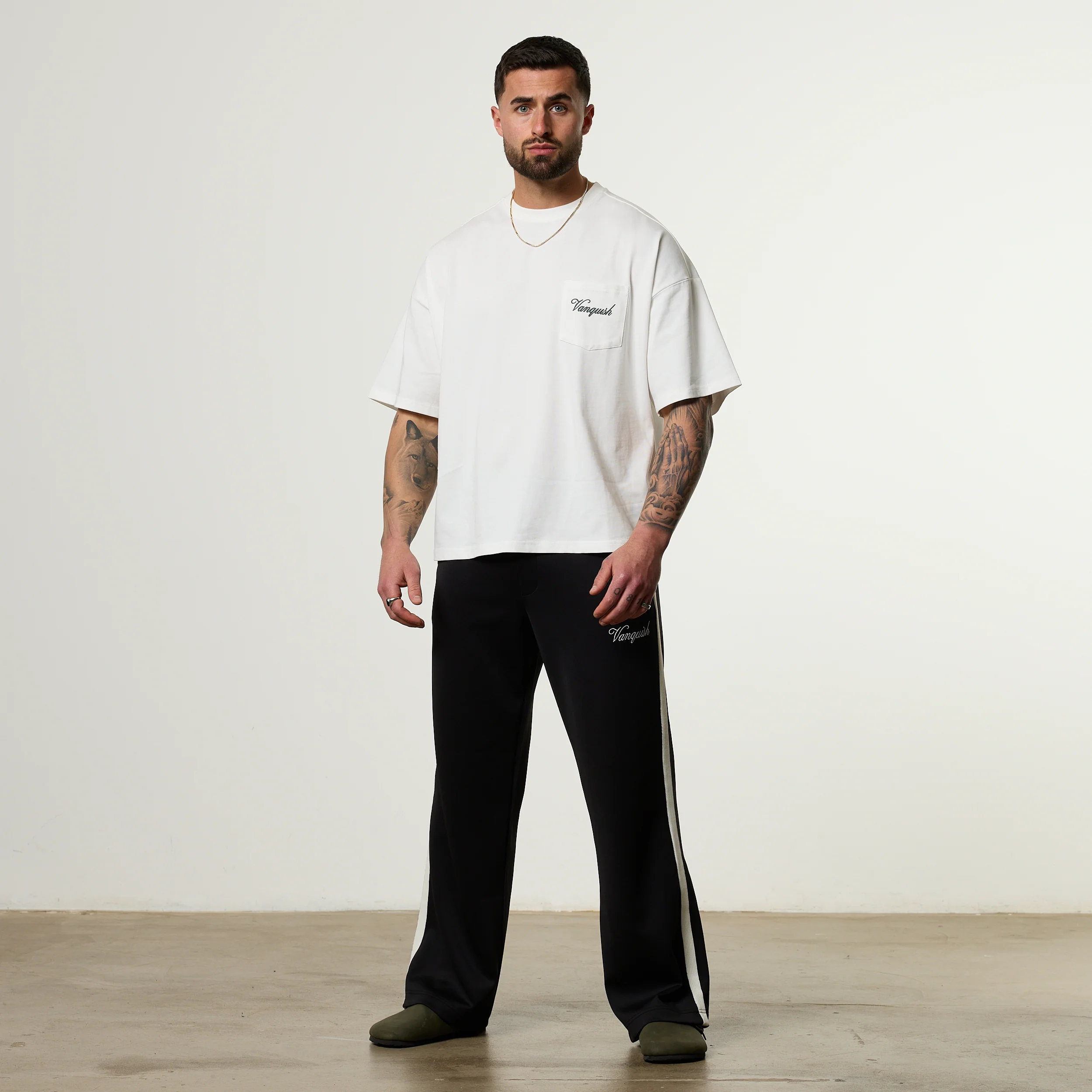 Vanquish Off Season White Oversized Boxy Pocket T Shirt - Image 3