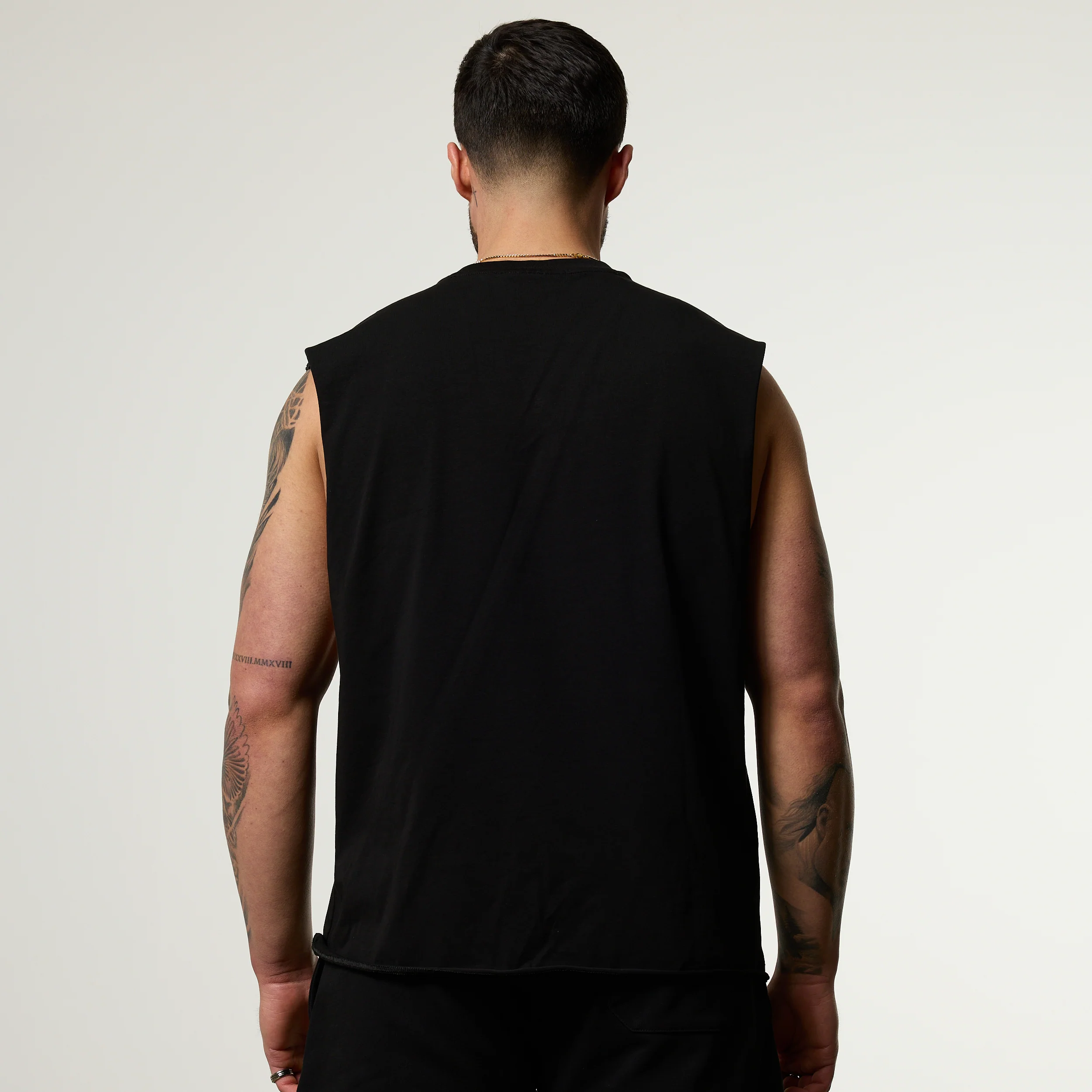 Vanquish Olympus Black Ares Oversized Boxy Cut Off Sleeveless T Shirt - Image 2