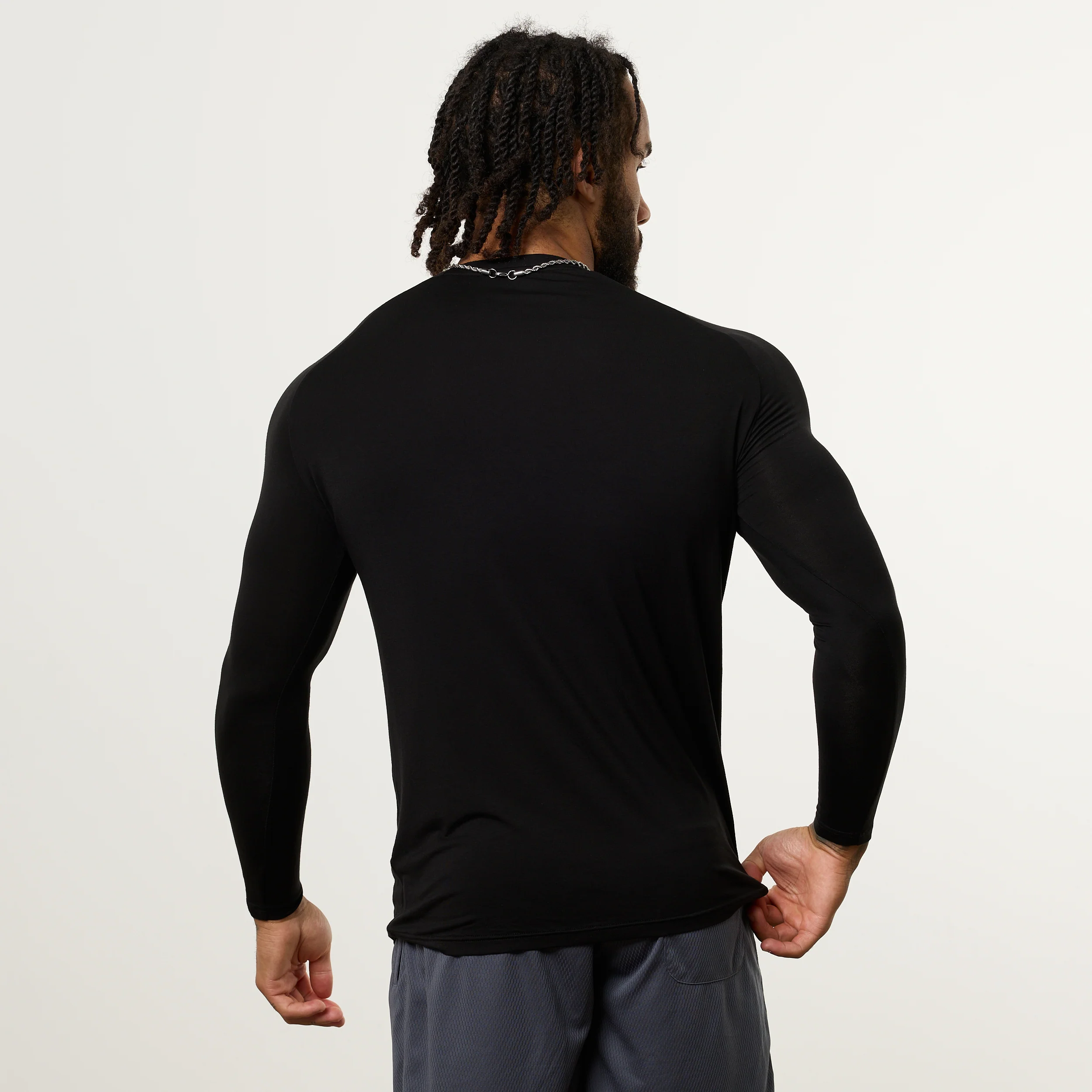 Vanquish Ultra Soft Black Long Sleeve Slim Fit T Shirt - Image 5