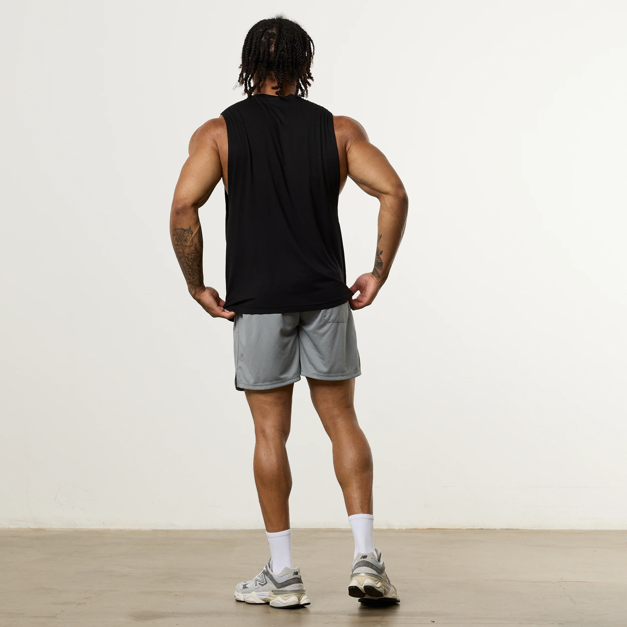 Vanquish Ultra Soft Black Oversized Sleeveless T Shirt - Image 2