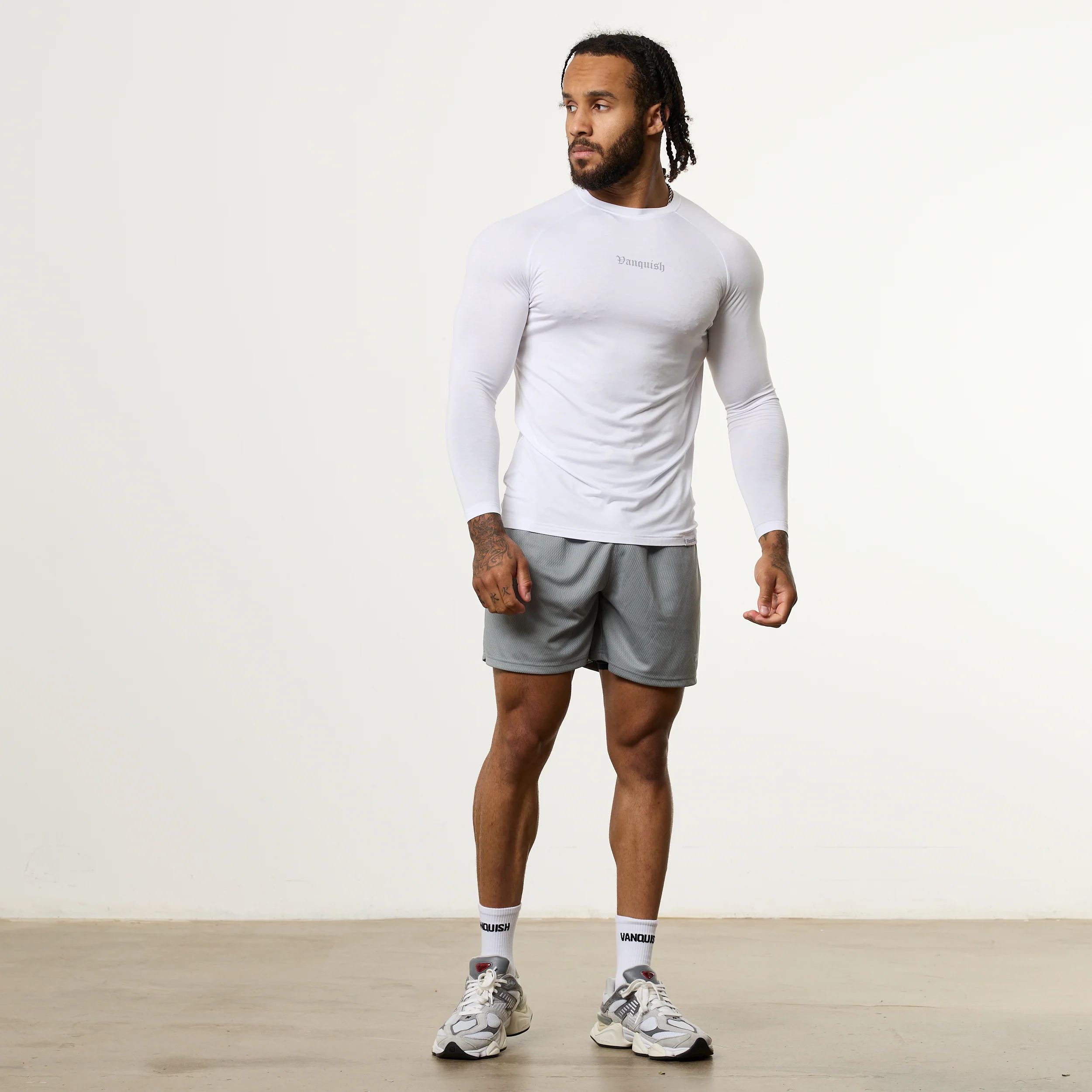 Vanquish Ultra Soft White Long Sleeve Slim Fit T Shirt - Image 3
