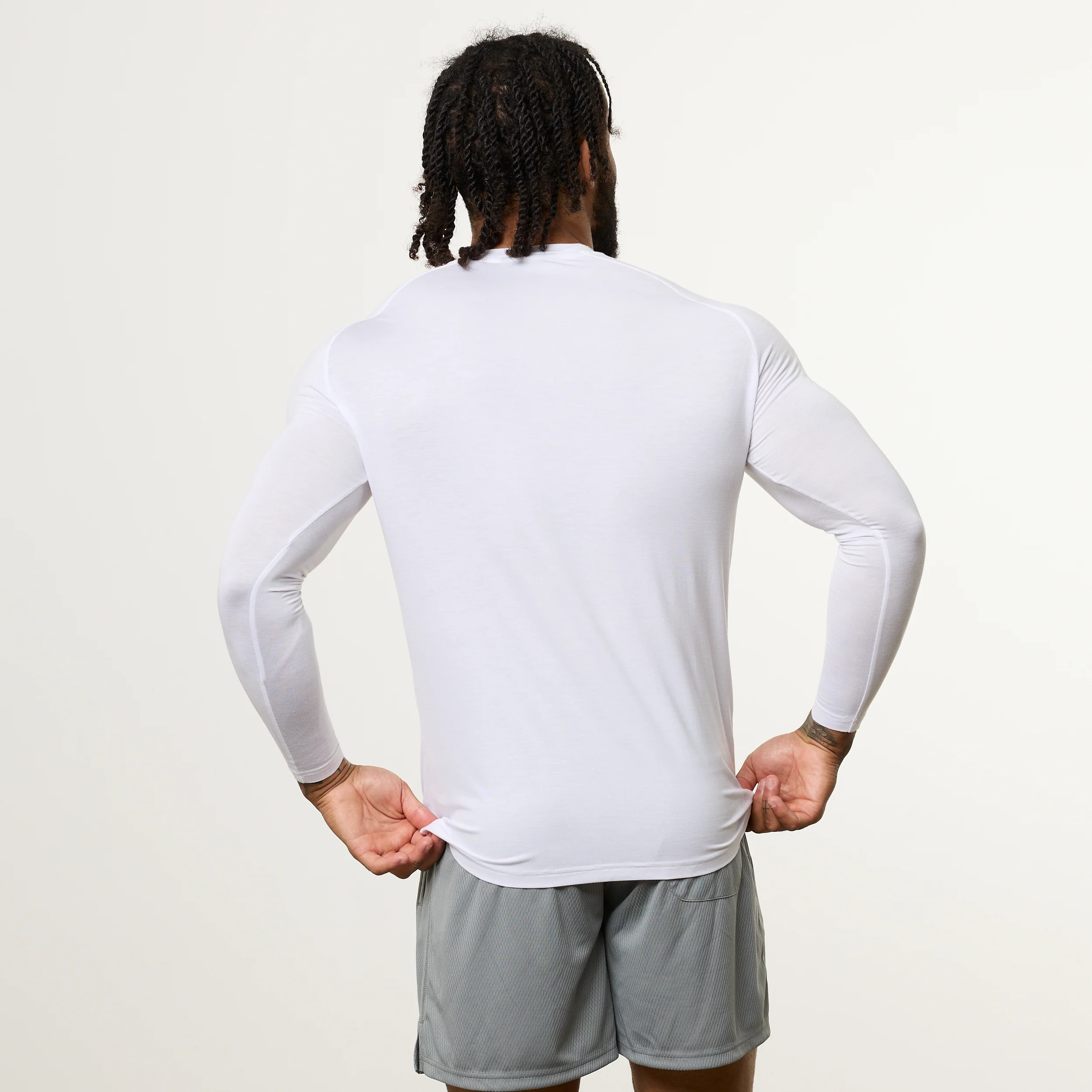 Vanquish Ultra Soft White Long Sleeve Slim Fit T Shirt - Image 5