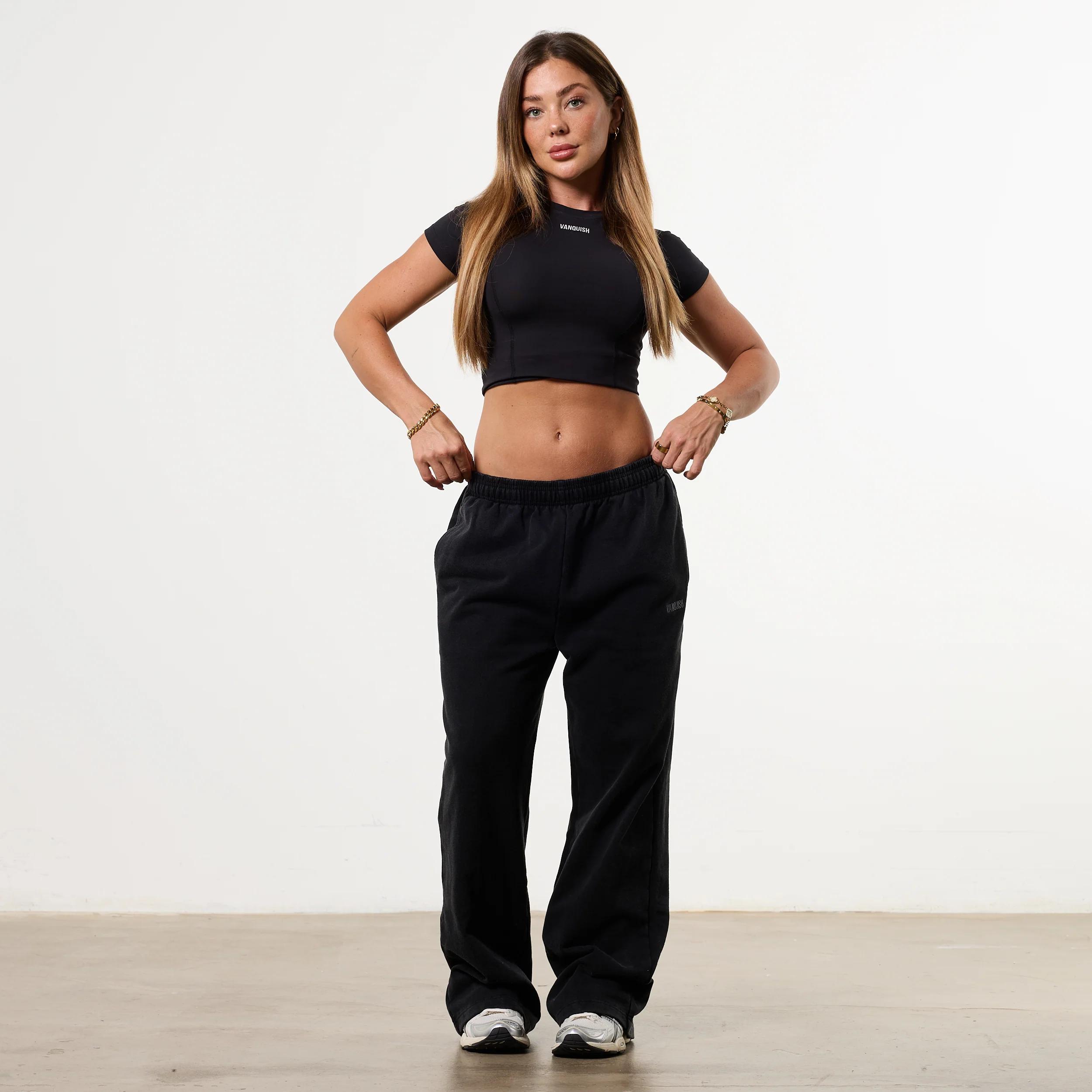WOMENS WASHED BLACK HEAVY WEIGHT STRAIGHT LEG SWEATPANTS - Image 4